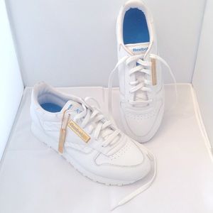 Women’s Reebok Classic White Leather Tennis Shoes